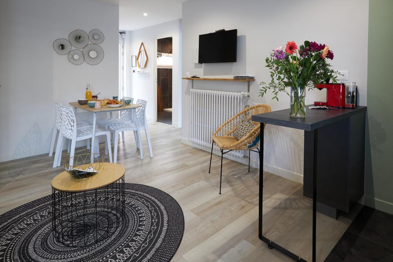 Appartement Centre à Pied Appt Avec Sauna, Linge, Wifi, Stationnement Gratuit